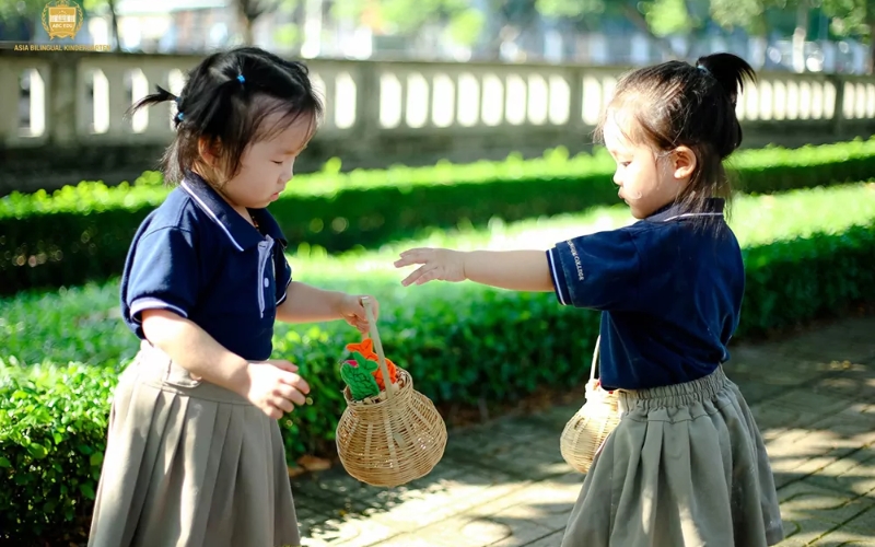 mẫu đồng phục trường quốc tế Á Châu