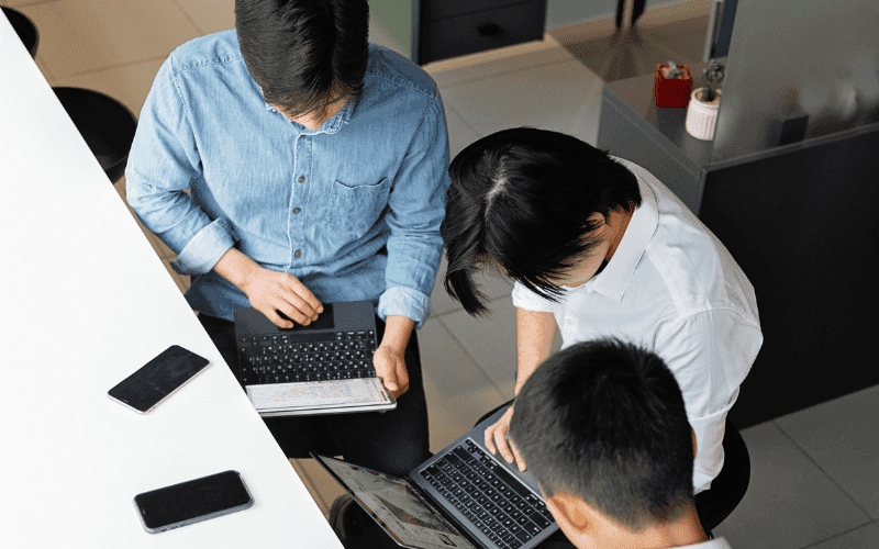 những khó khăn trong việc đào tạo nhân sự