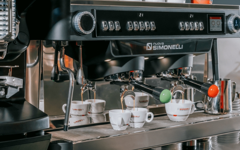 Máy pha cà phê Nuova Simonelli
