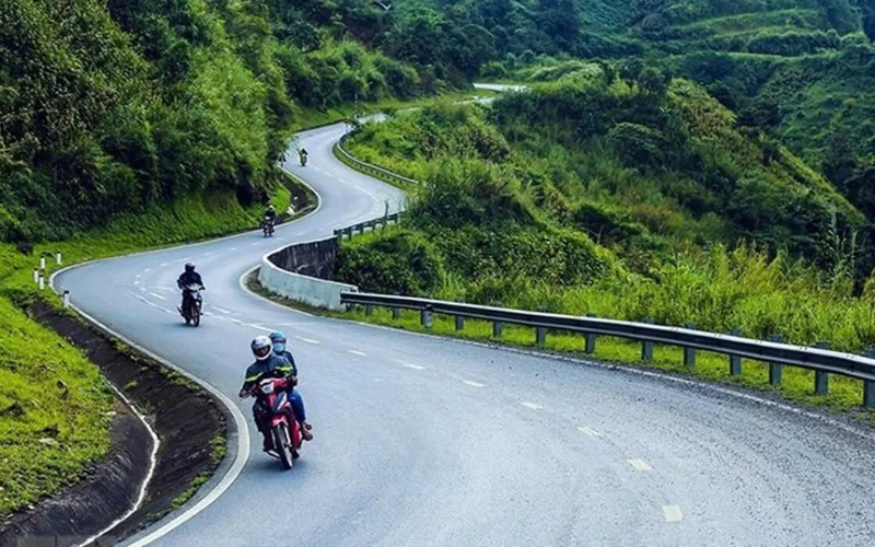 xu hướng phượt của giới trẻ Việt hiện nay