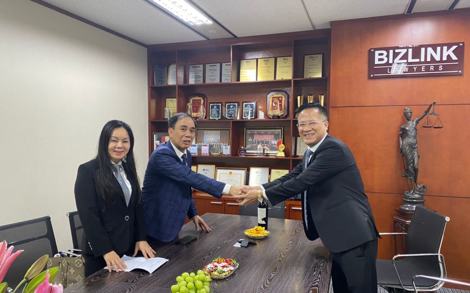 Bizlink Lawyers – Top công ty dịch vụ làm giấy phép kinh doanh